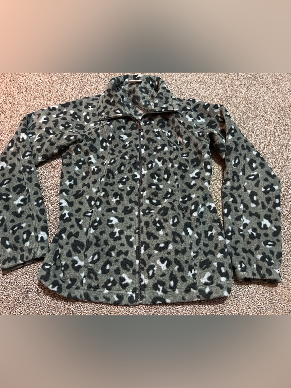 Columbia Leopard Print Jacket Size Small